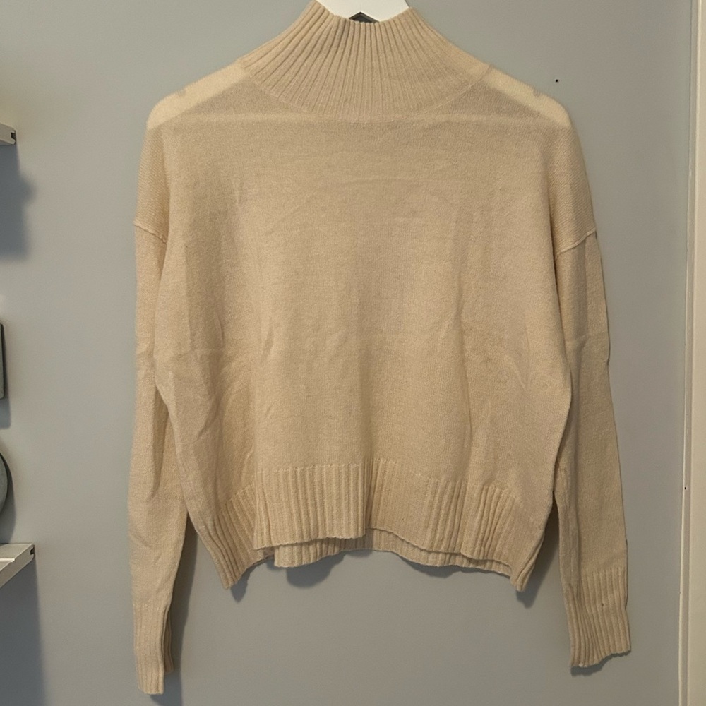Free People Cream Mock Neck Cropped Sweater Size Small